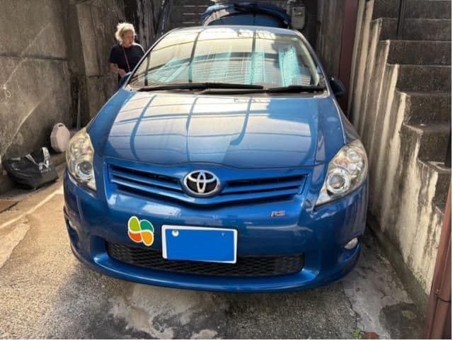 TOYOTA AURIS
