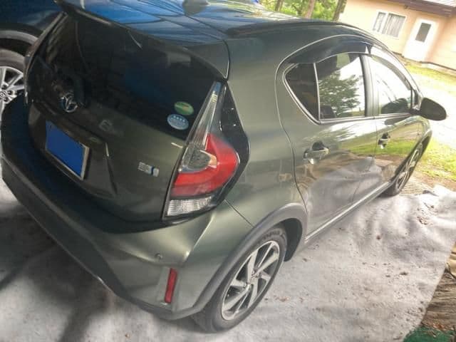 Car thumbnail 4