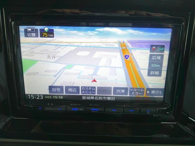 Car thumbnail 4