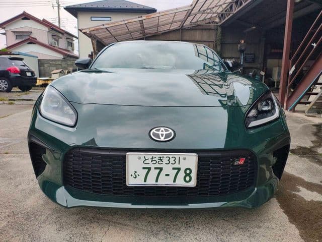 Car thumbnail 2