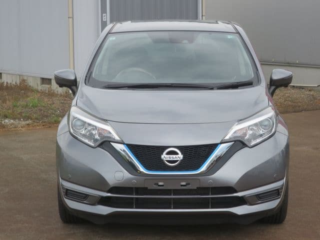 NISSAN