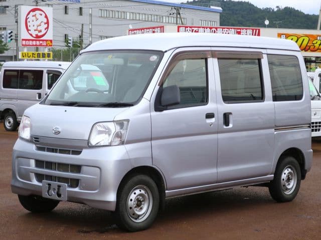 DAIHATSU HIJET CARGO 4WD