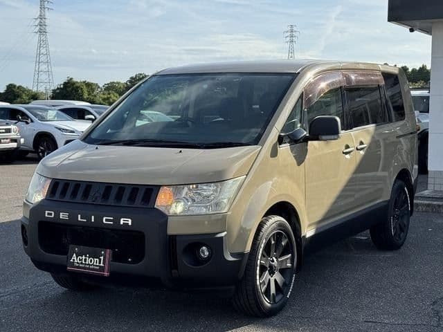 MITSUBISHI DELICA D:5 2WD