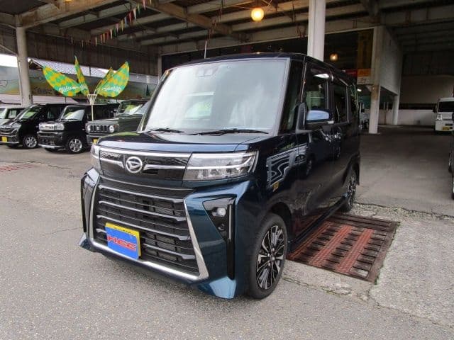 DAIHATSU TANTO CUSTOM 4WD