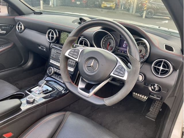 MERCEDES BENZ