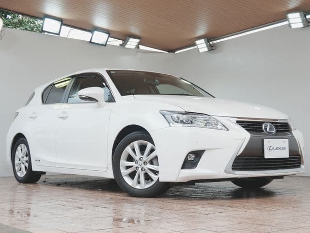 TOYOTA LEXUS CT200h