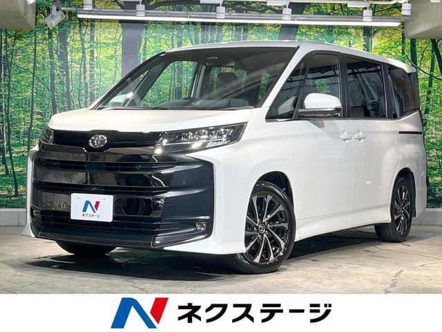 TOYOTA NOAH