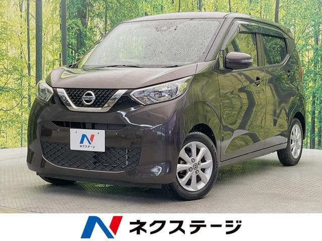NISSAN