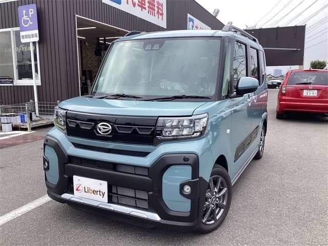 DAIHATSU TANTO FAN CROSS