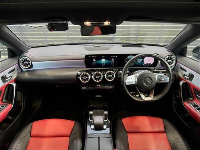 MERCEDES BENZ