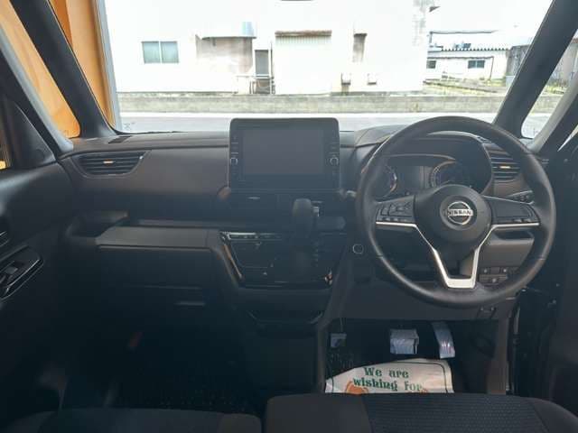NISSAN