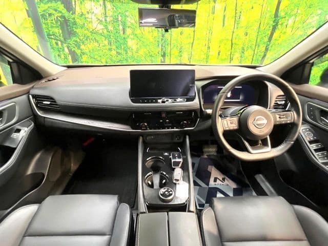 NISSAN