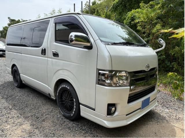 TOYOTA HIACE van 4WD