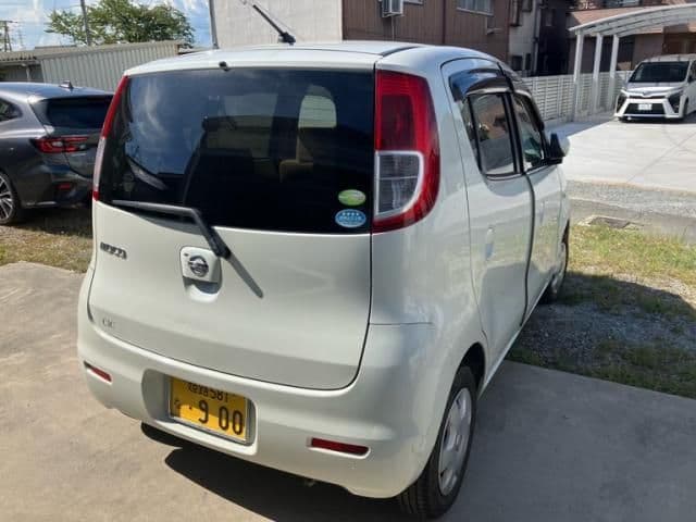 NISSAN