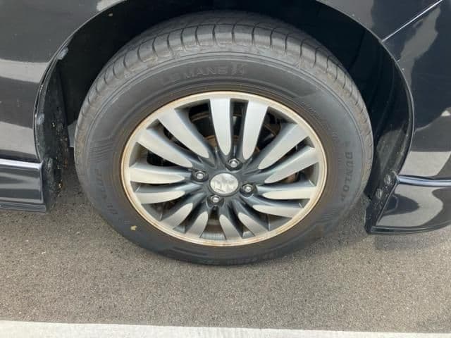 Car thumbnail 4