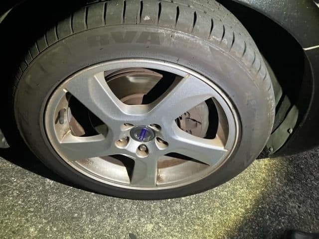 Car thumbnail 3