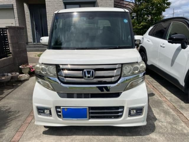 Car image 1