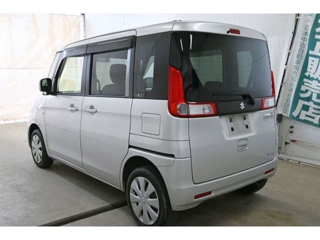 Car thumbnail 3