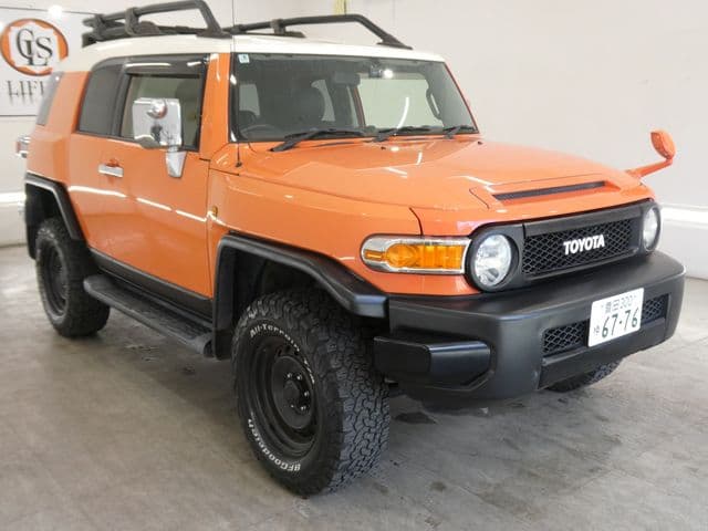 TOYOTA FJ CRUISER 4WD