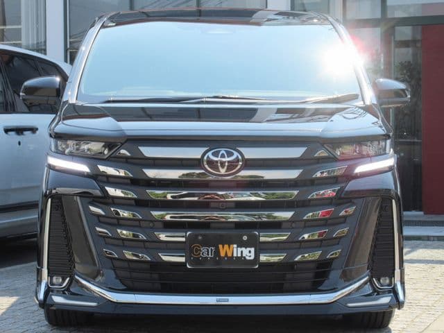 Car thumbnail 3
