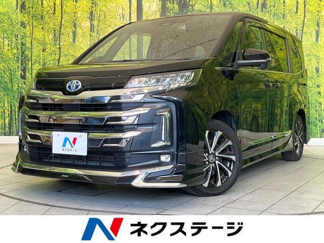 TOYOTA NOAH HYBRID