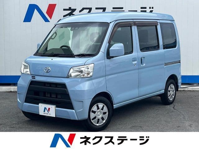 TOYOTA PIXIS van