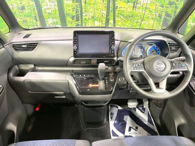 NISSAN
