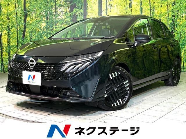 NISSAN