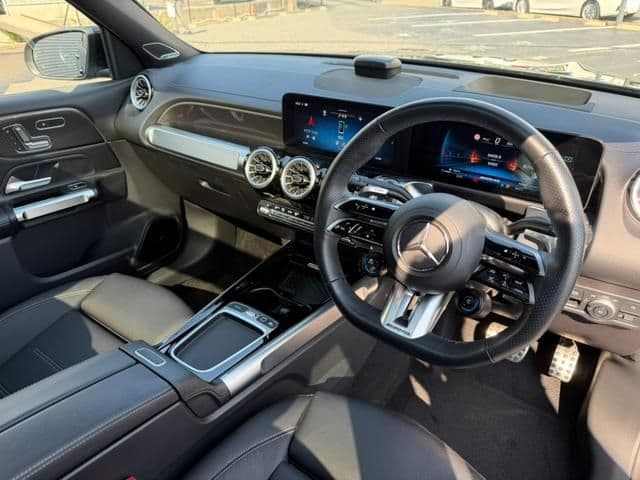 MERCEDES BENZ