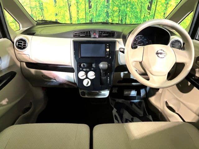 NISSAN