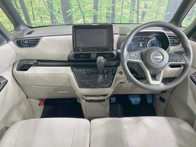 NISSAN