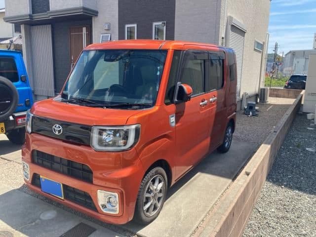 TOYOTA