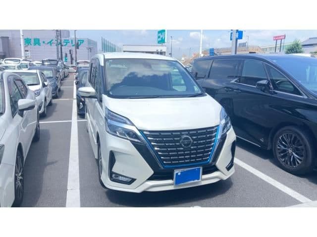 NISSAN