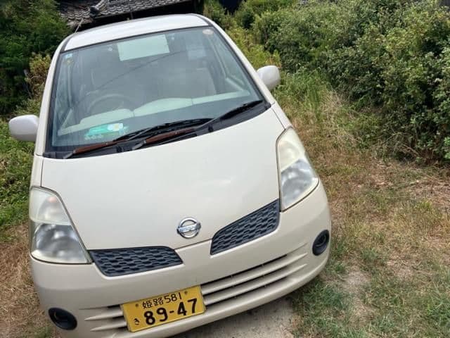 NISSAN