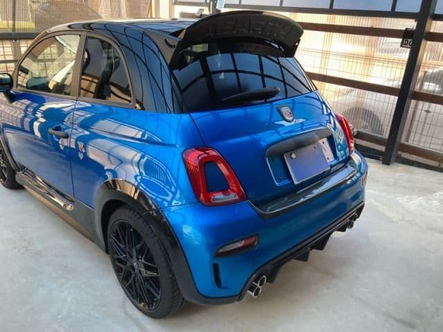 Car thumbnail 2