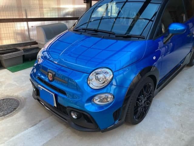 Car thumbnail 3