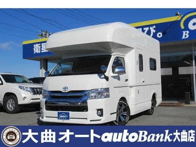 TOYOTA HIACE wagon