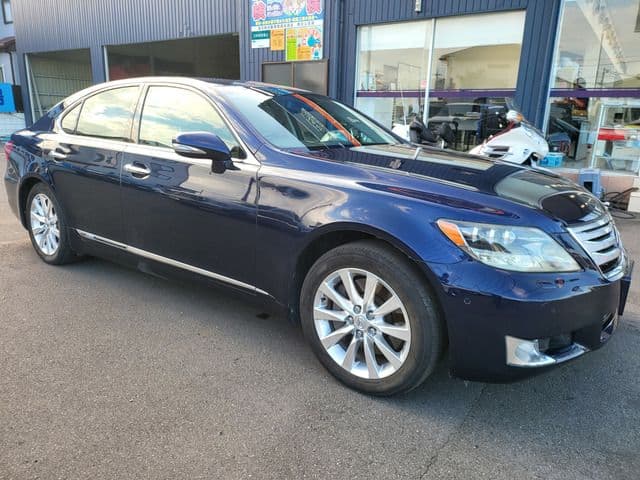 TOYOTA LEXUS LS600h