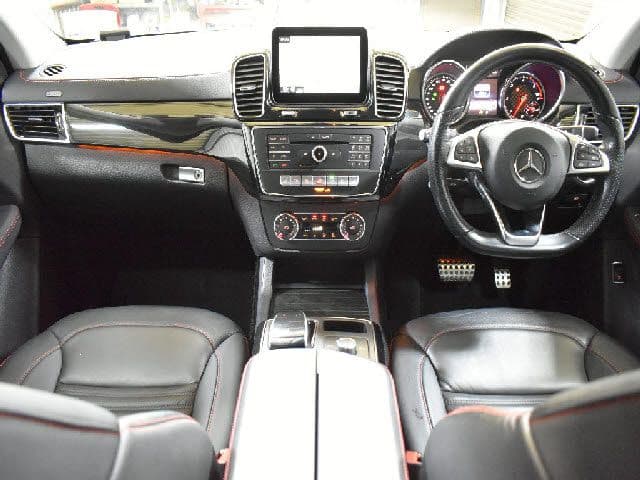 MERCEDES BENZ
