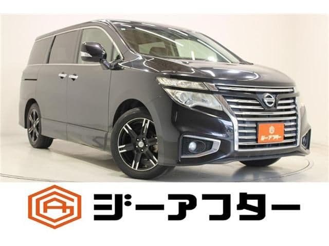 NISSAN ELGRAND