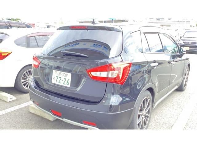 SUZUKI