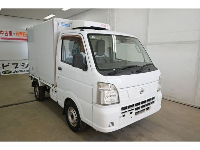 NISSAN NT100 CLIPPER