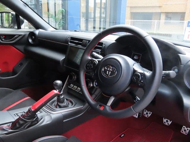 Car thumbnail 2