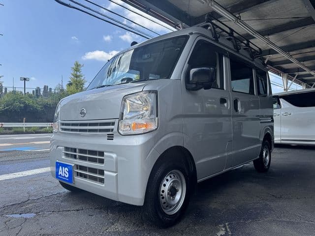 NISSAN NV100 CLIPPER