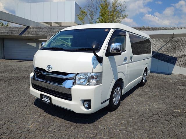 TOYOTA HIACE van 2WD