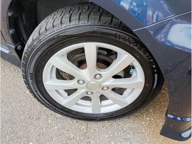 Car thumbnail 4