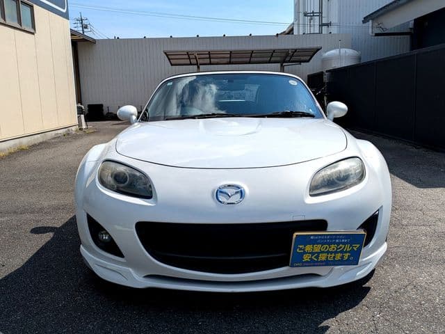 Car thumbnail 4