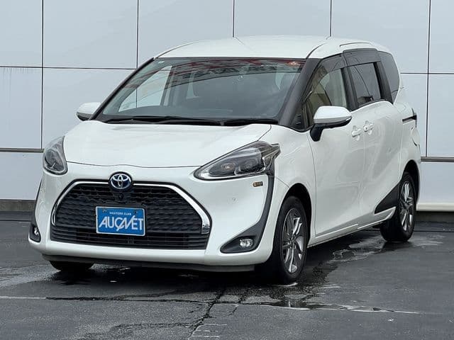 TOYOTA SIENTA HYBRID