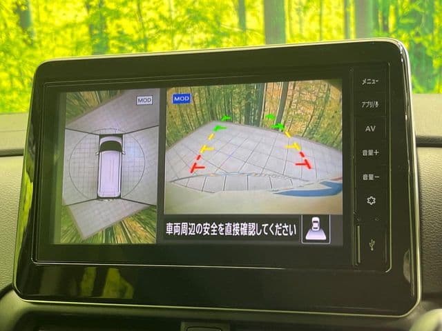 Car thumbnail 4