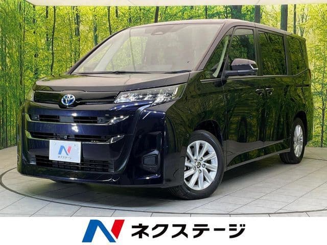 TOYOTA NOAH HYBRID